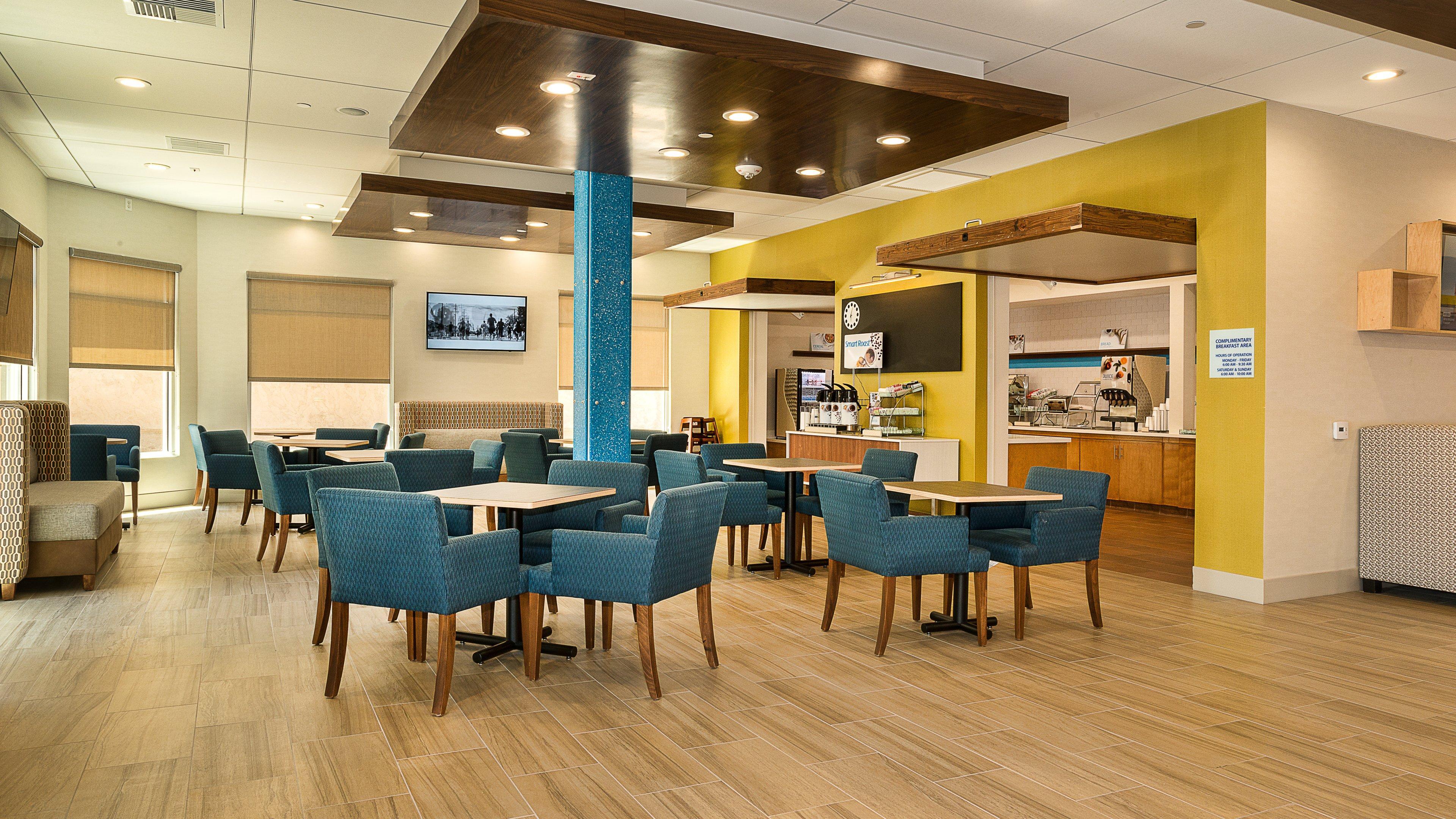Holiday Inn Express Fullerton-Anaheim By Ihg Exterior photo