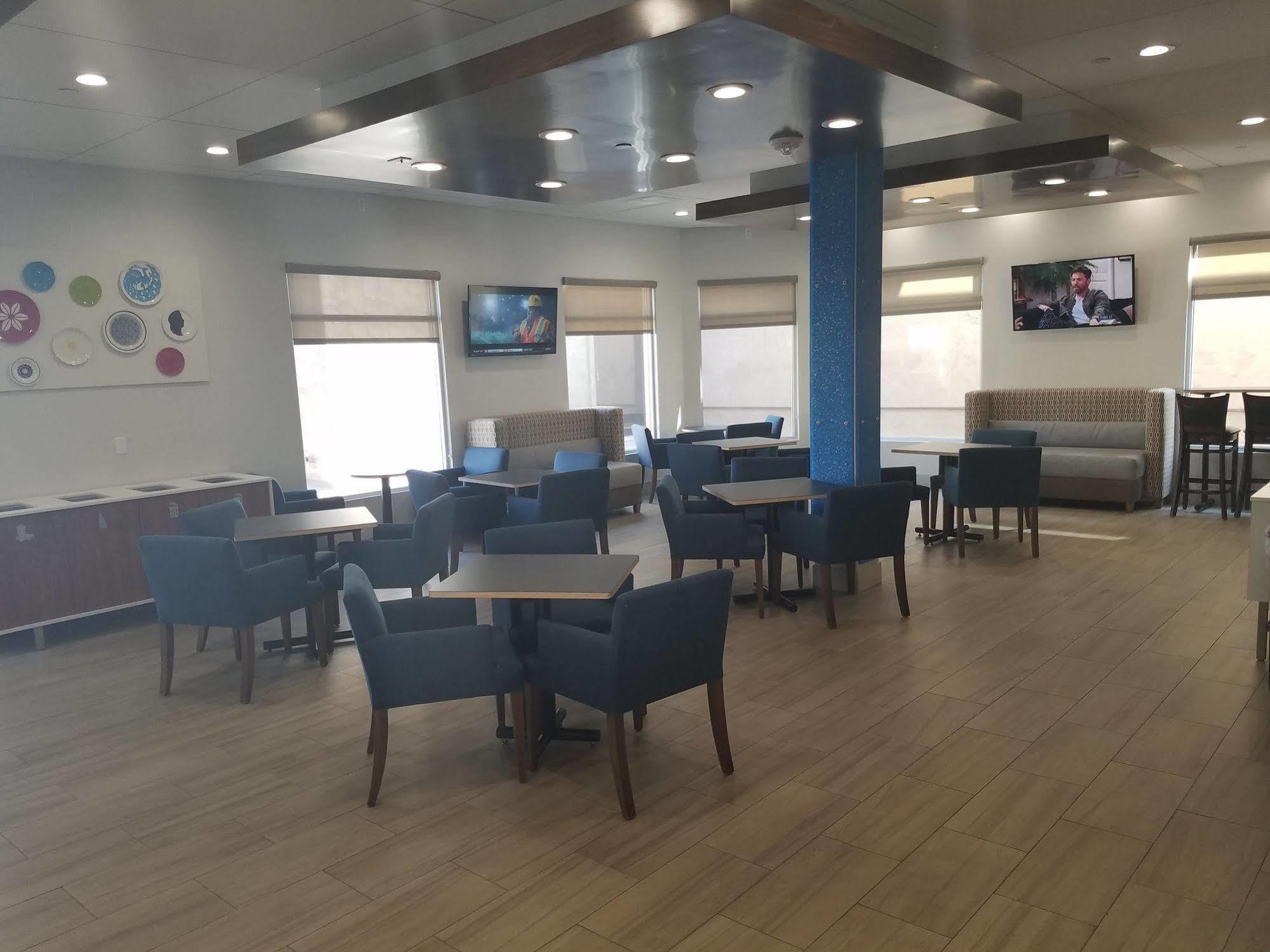 Holiday Inn Express Fullerton-Anaheim By Ihg Exterior photo